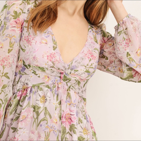 Storia Lavender Floral Romper - Picture 6 of 6
